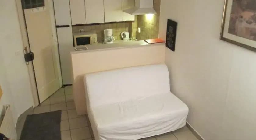 Eiffel Tower Lourmel Residence - photo 6
