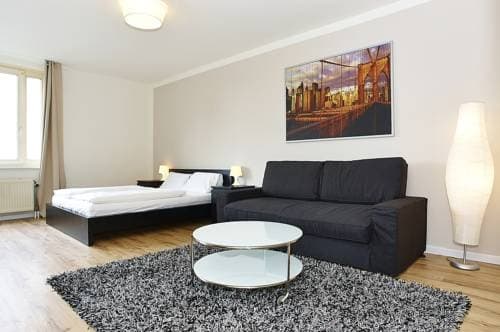 Town Apartments Checkpoint Charlie - photo 2