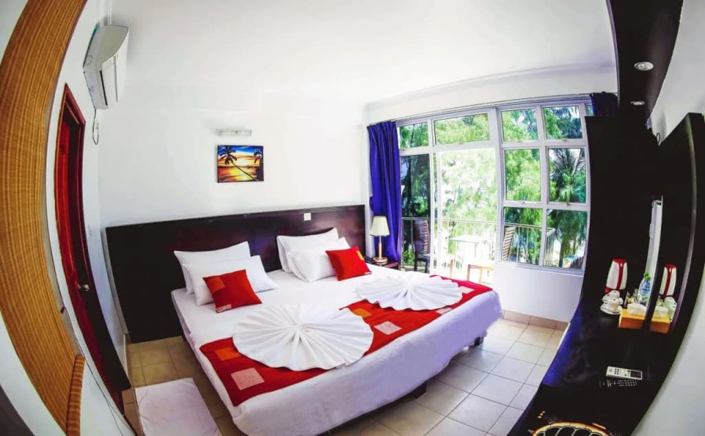 Sunny Suites Inn - photo 6