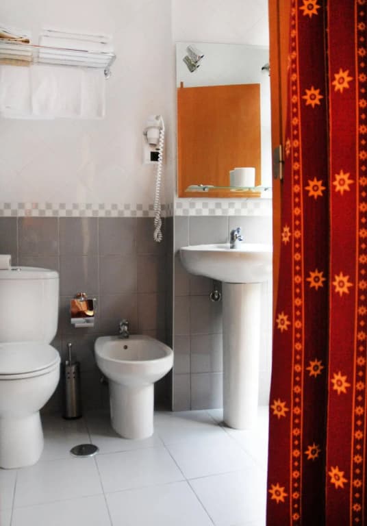 Hotel Italia - photo 7