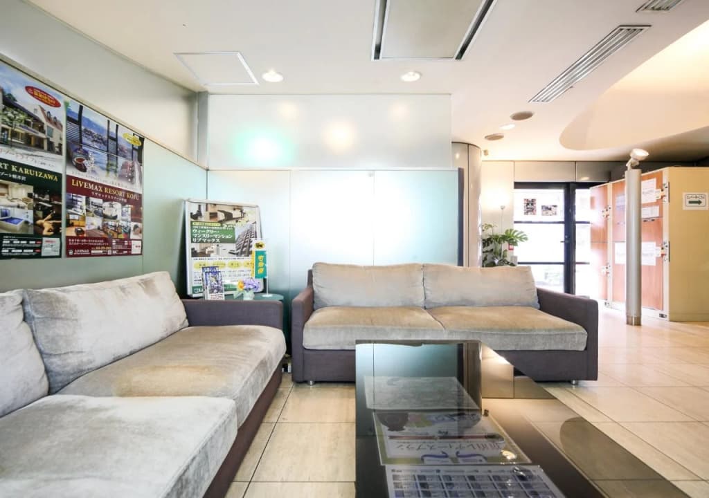 Livemax Budget Korakuen Hotel - photo 22