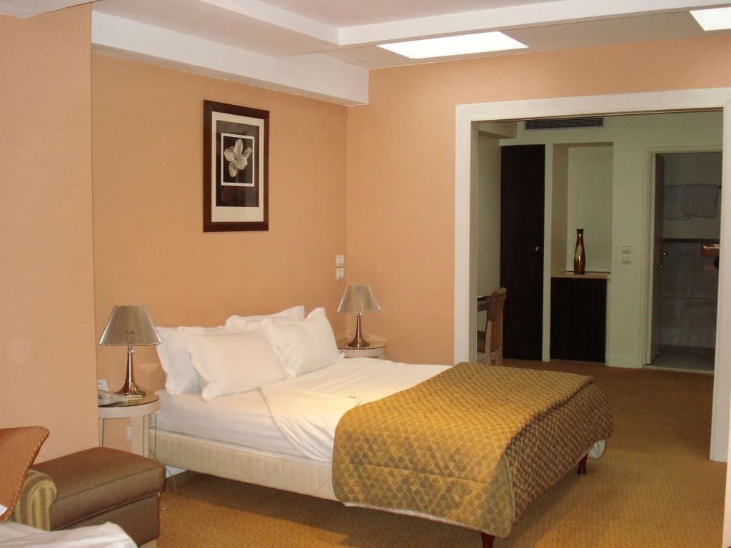 Le Pera Hotel - photo 46