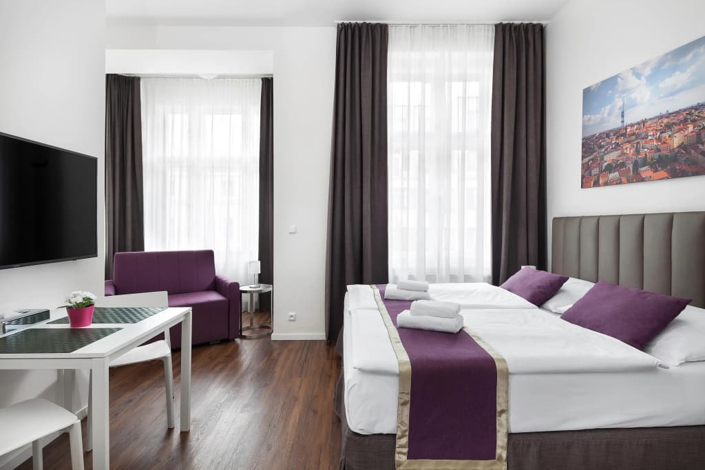 Elizabeth Suites - photo 2