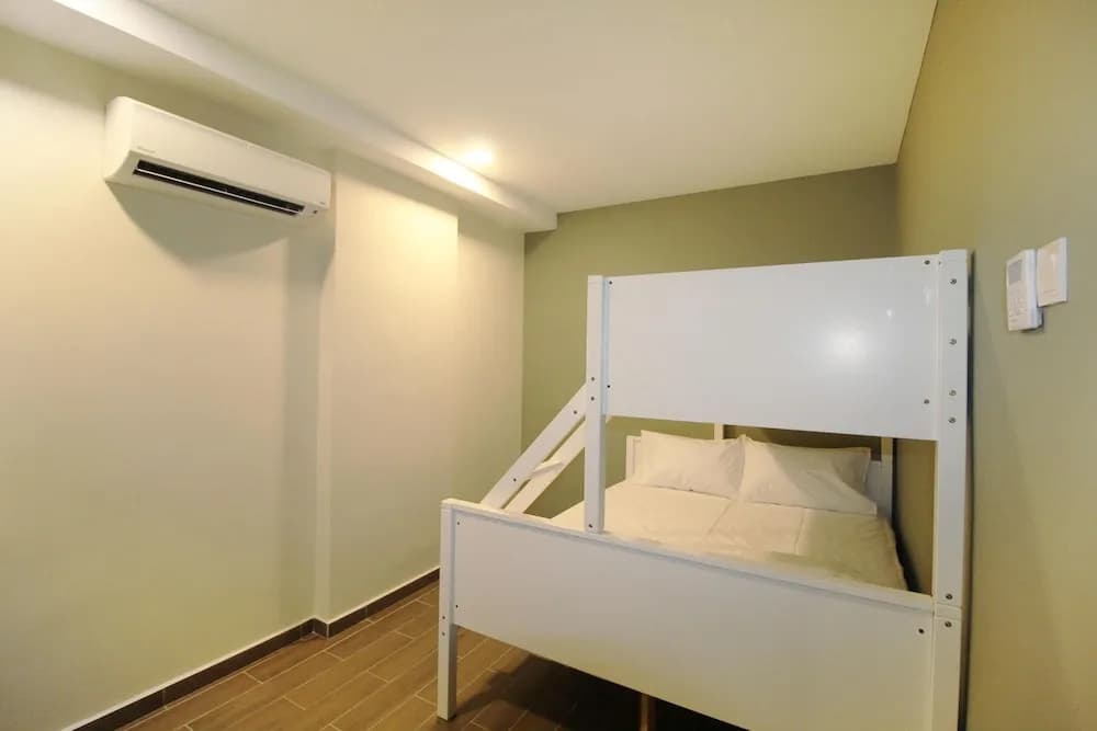 KL Eight Suites - photo 5