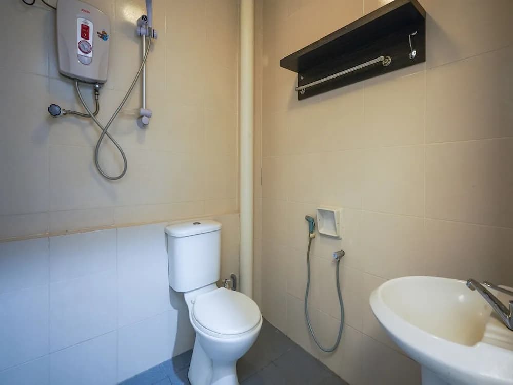 Hotel Orchard Inn by OYO Rooms - photo 10