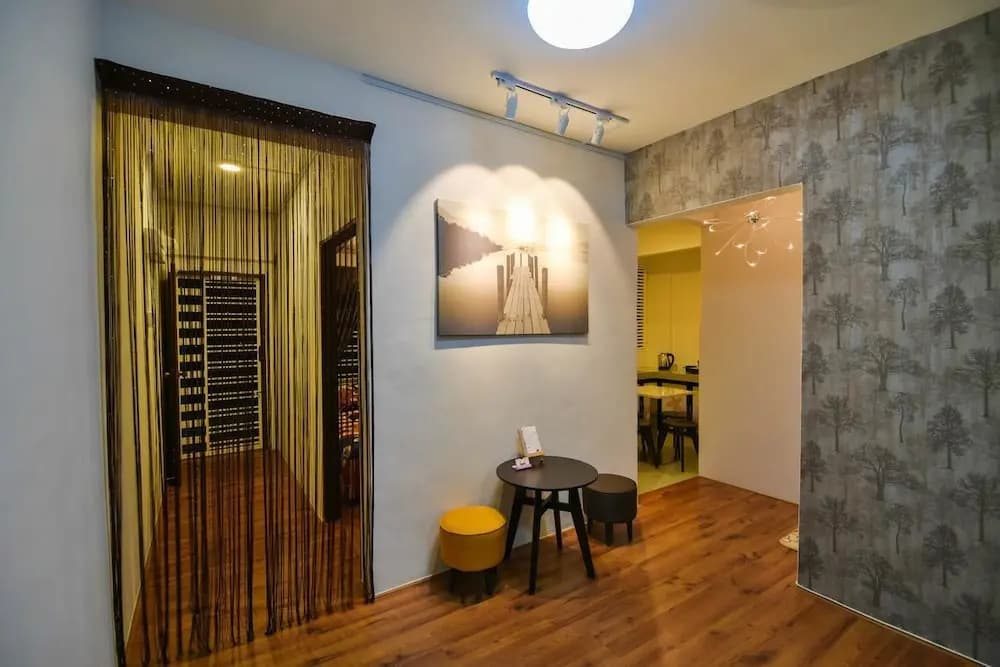DaHong Island Apartment - photo 9