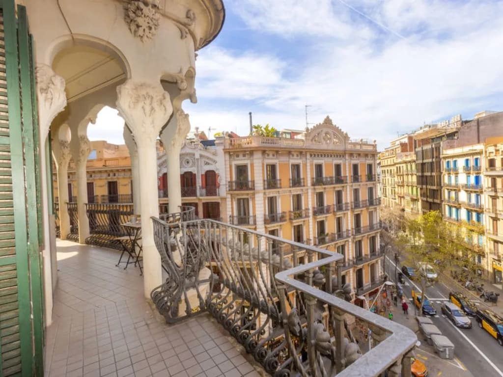 Eix.Dret:Roger de LLuria/Valencia - photo 16