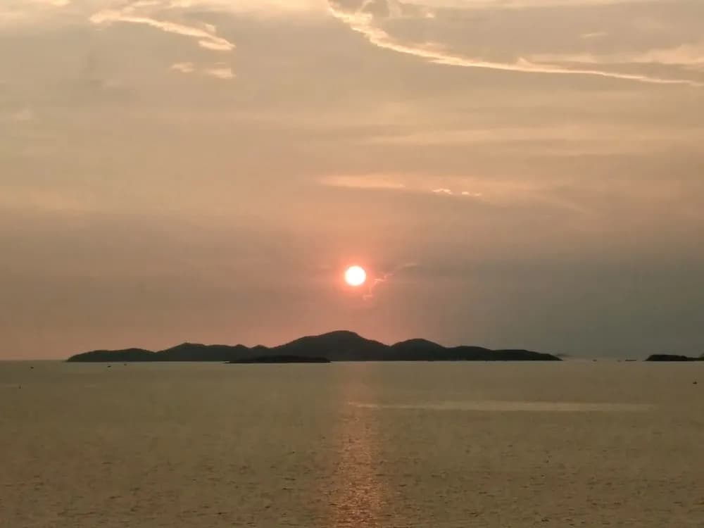 Cetus Beachfront Jomtien - photo 21
