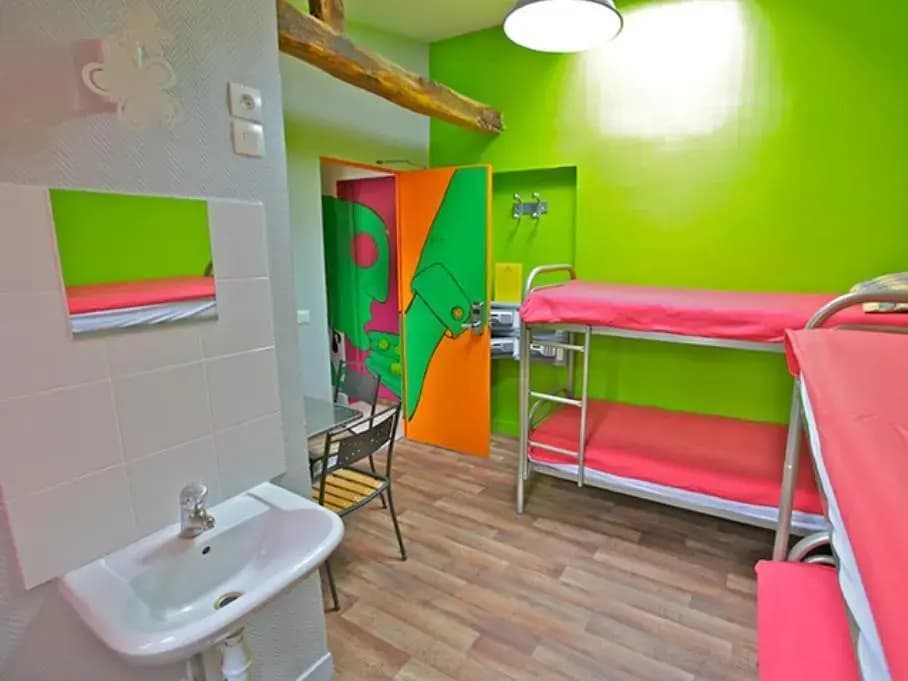 Woodstock Hostel - photo 7