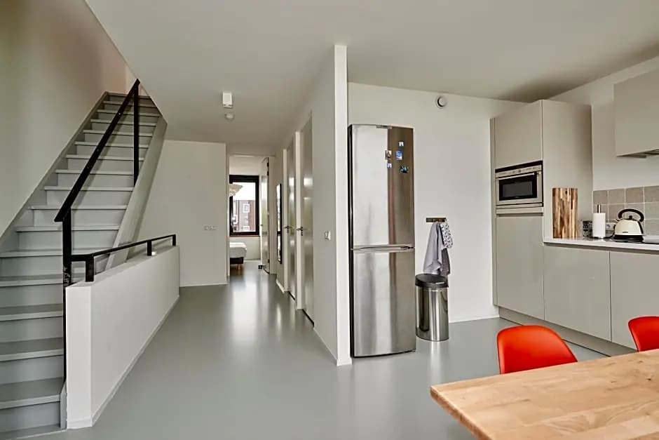 Lake View Apartment Amsterdam - photo 4
