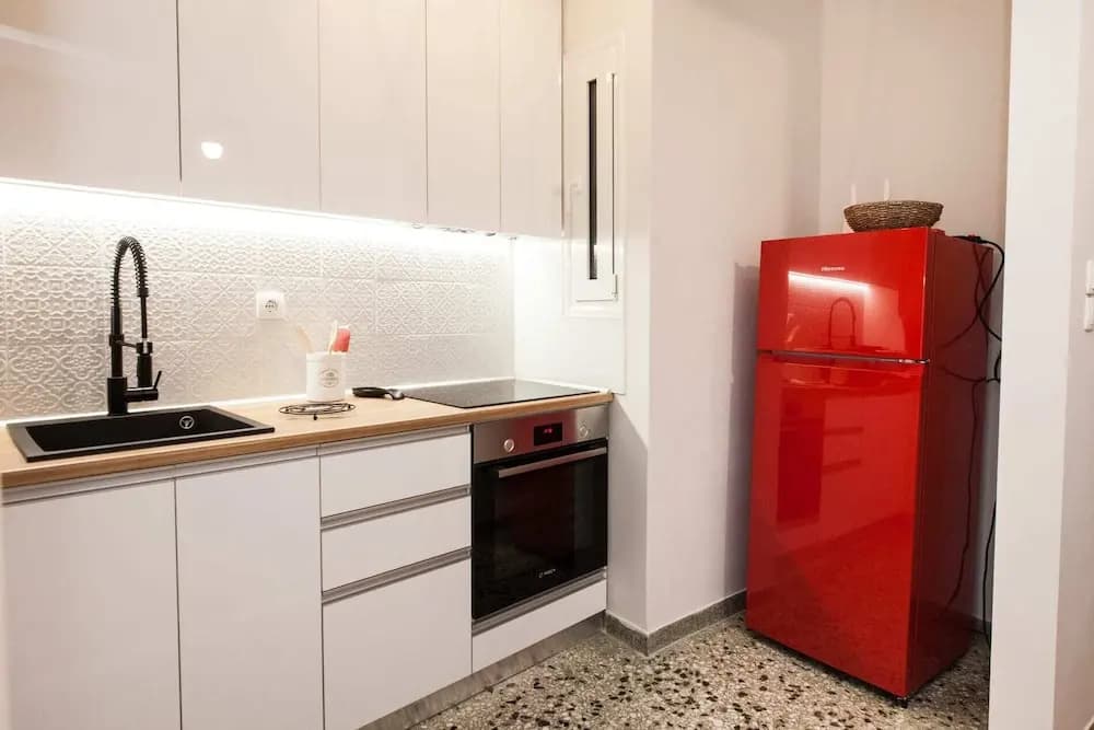Modern New Apt next To Metaxourgeio - photo 12