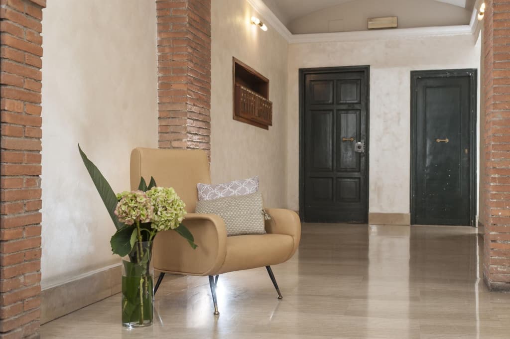Daphne Luxury Suites - photo 18