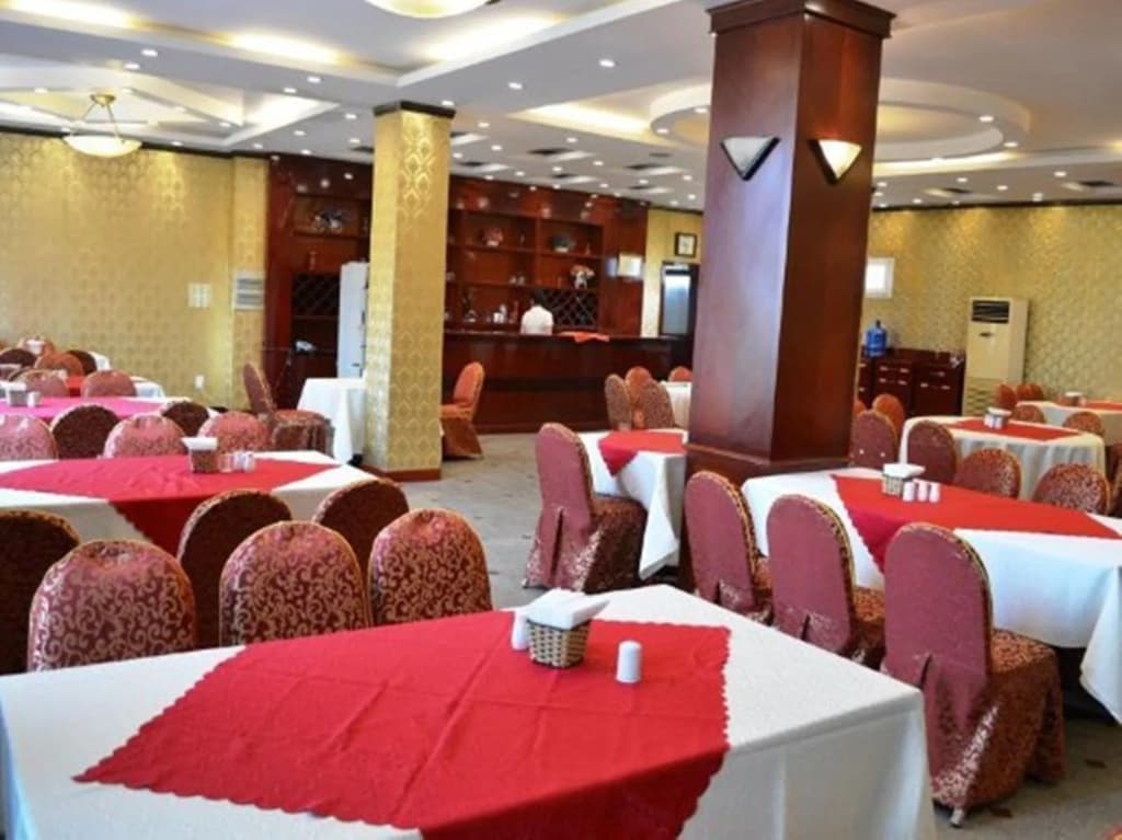 Crown Hotel - photo 11