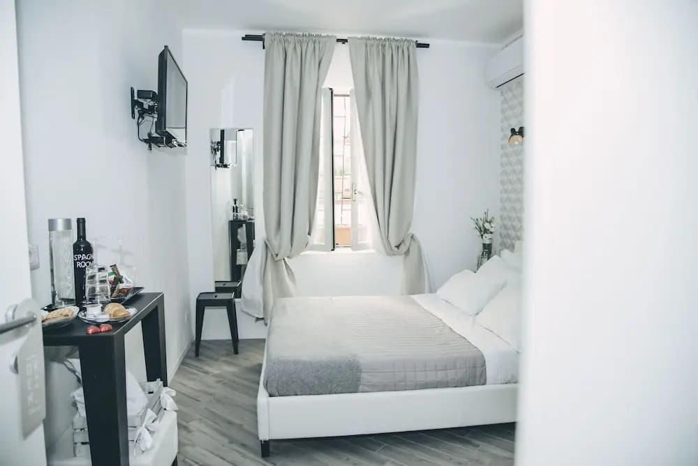 Spagna Rooms - photo 4