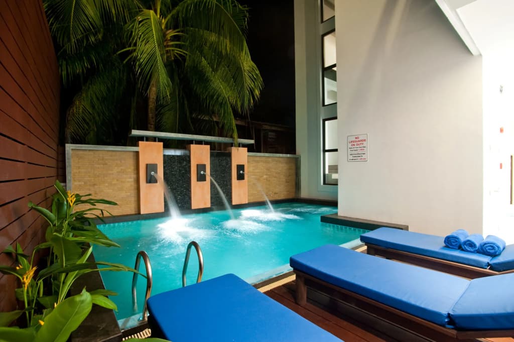 The Gallery Hotel - photo 12