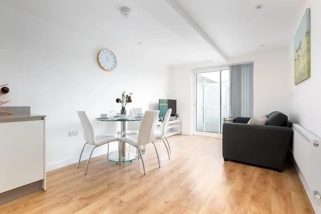 Skyvillion Tower Points - Tower Point Lovely apartment in Enfield London - photo 29