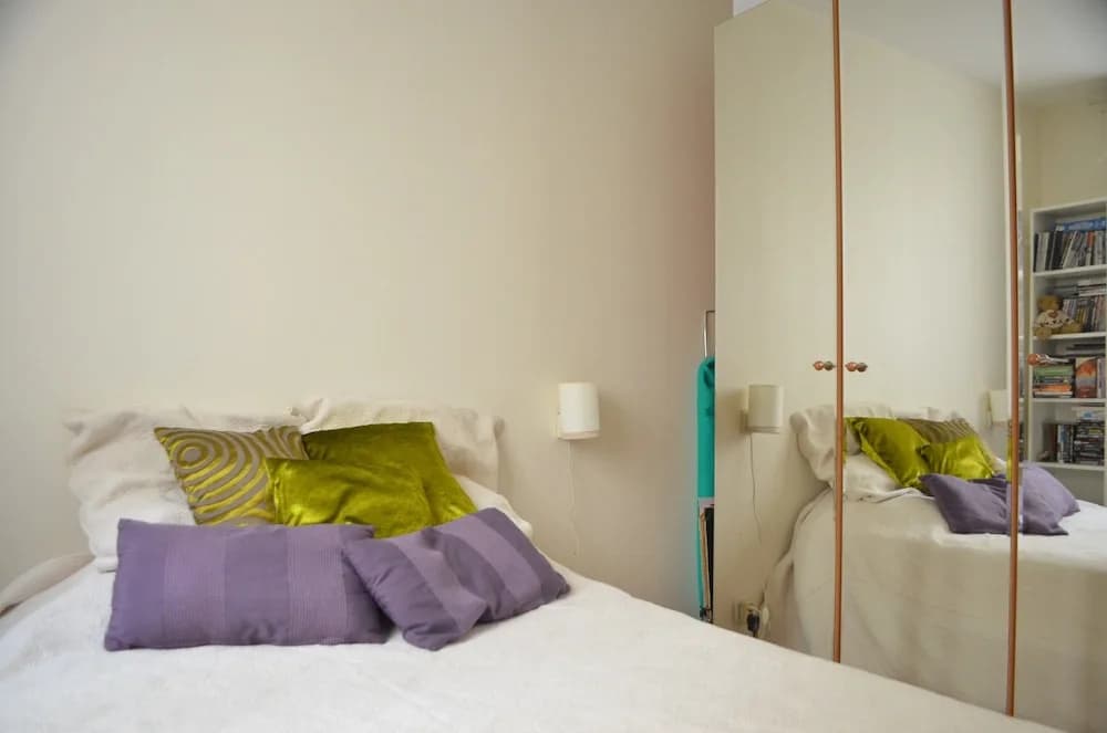 Bright Montmartre 1 Bedroom Flat - photo 5