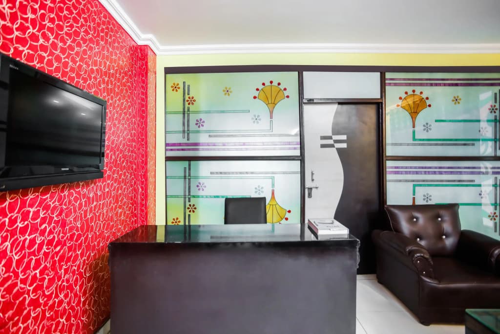 SPOT ON Hotel Harry's 1 Near Select Citywalk Mall - photo 4