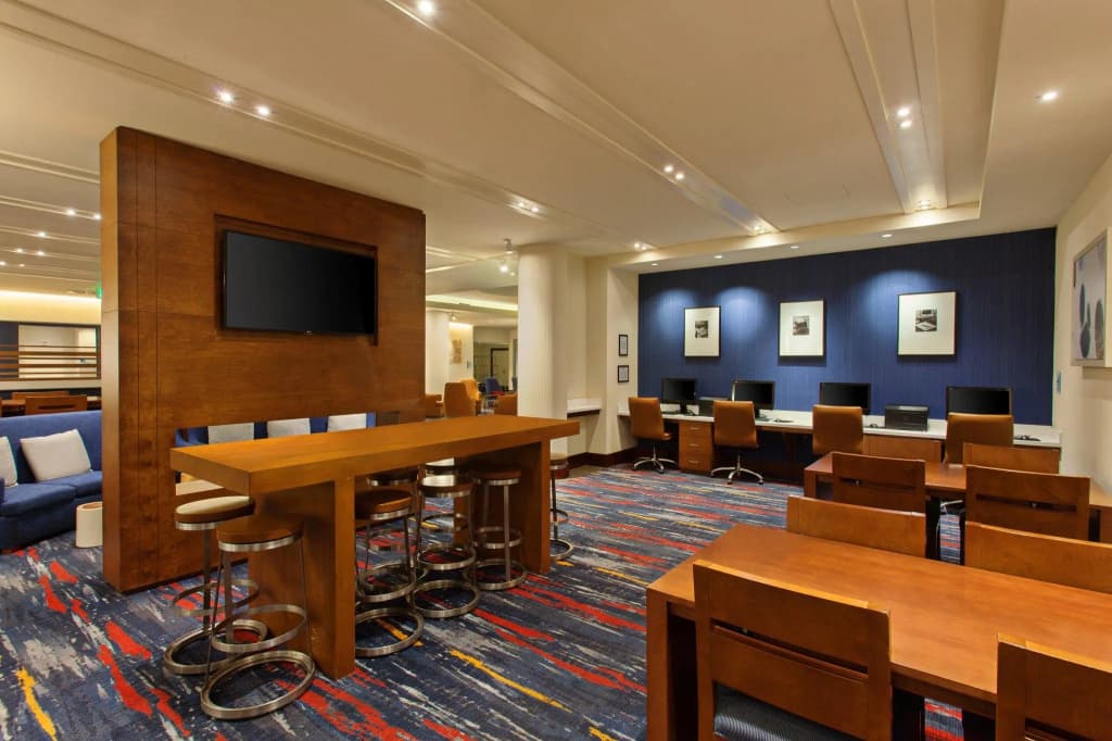 Holiday Inn Express and Suites Fisherman's Wharf by IHG - photo 17