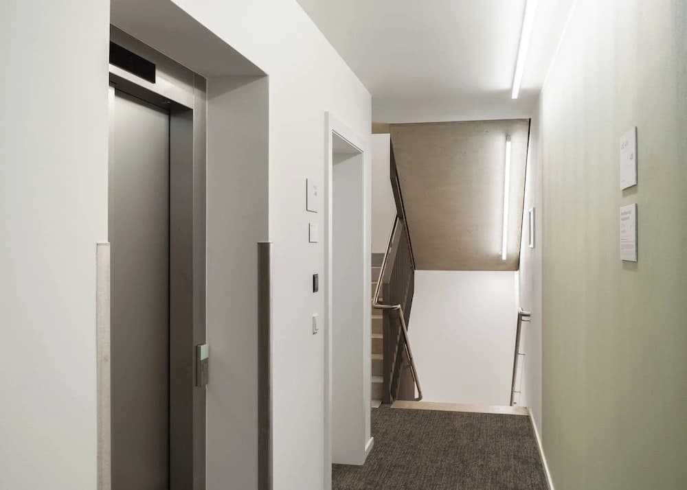 Limehome Vienna Vivenotgasse - photo 14