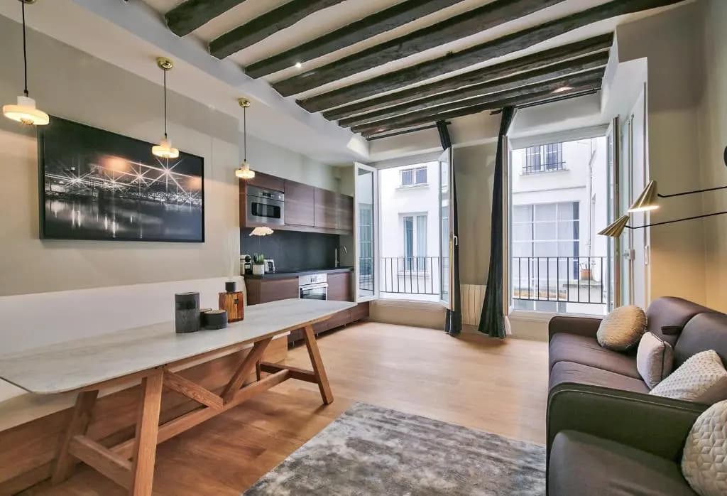 70 - Authentic Parisian Flat - photo 2