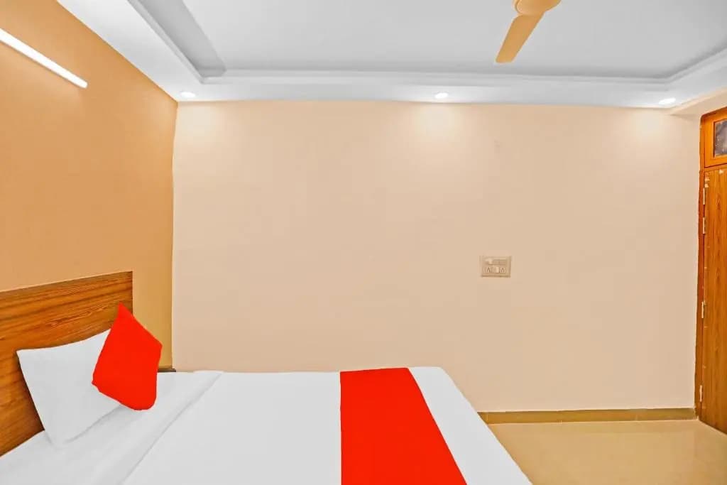 OYO 85984 Hotel Happy Spring - photo 4