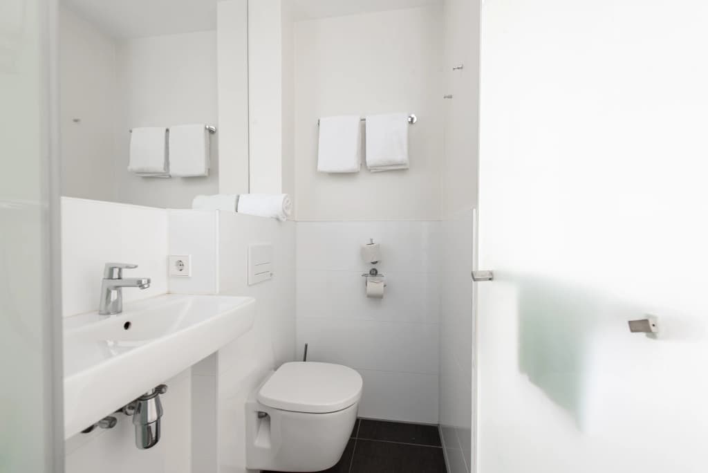 easyHotel Amsterdam Arena Boulevard - photo 9
