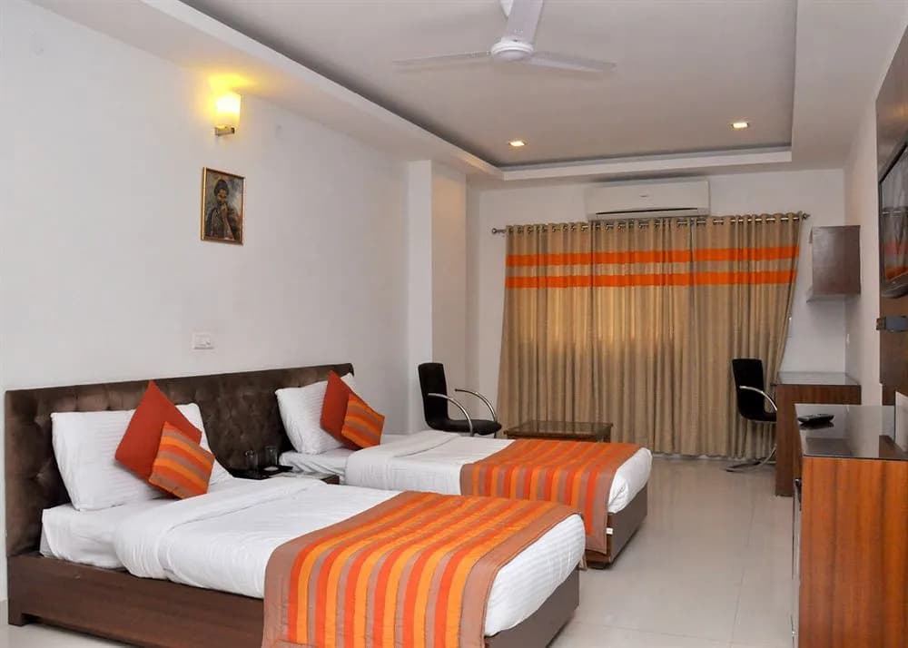 Dwarka Palace - photo 2