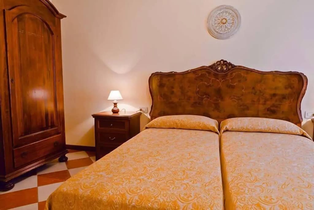 Hotel Henry - photo 4