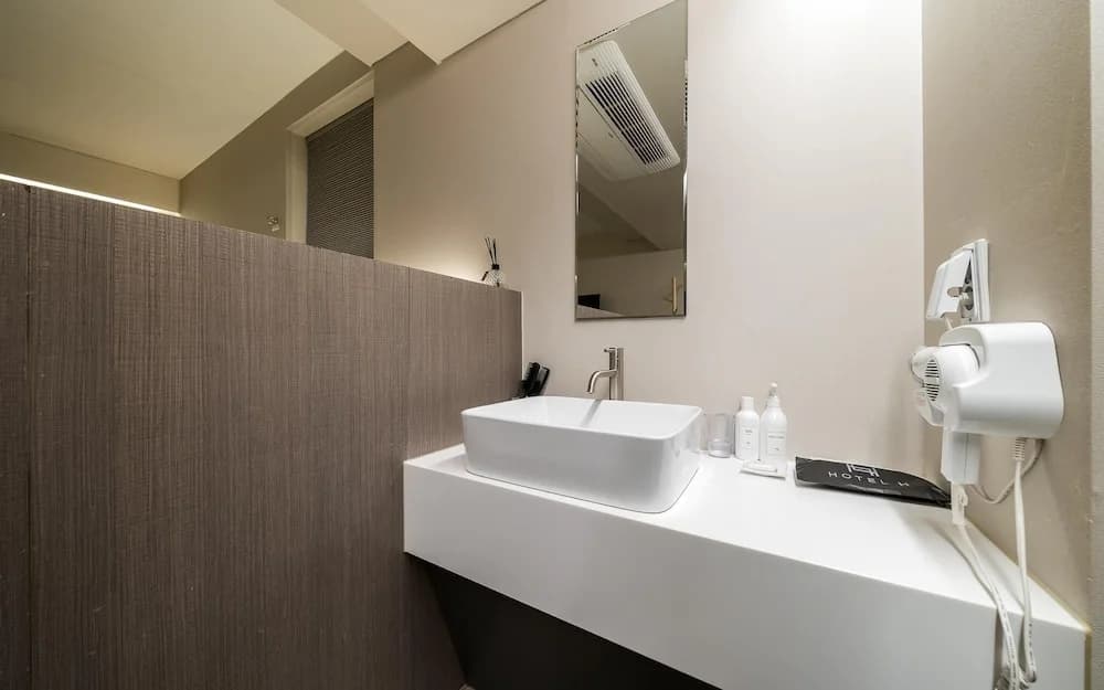 UNI Hotel - photo 6
