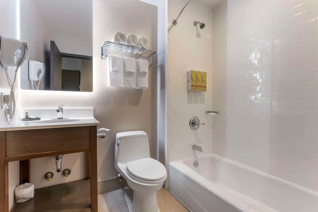 Best Western Brooklyn-Coney Island Inn - photo 8