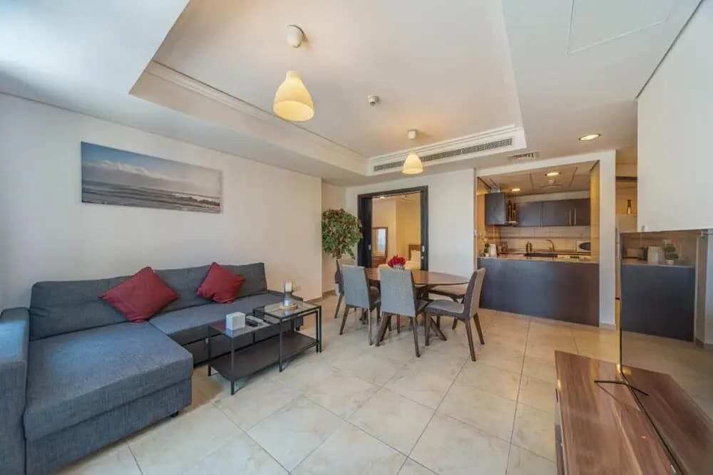 Cozy Modern JLT Flat Next to Metro - photo 1