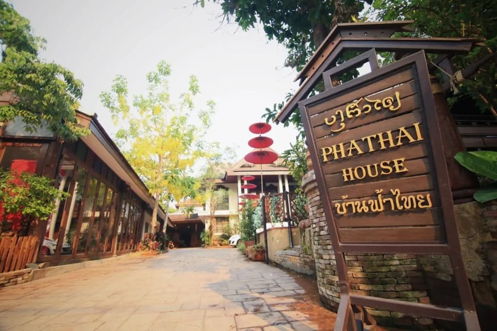 Pha Thai House - photo 16