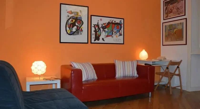 Artist Apartment - photo 16