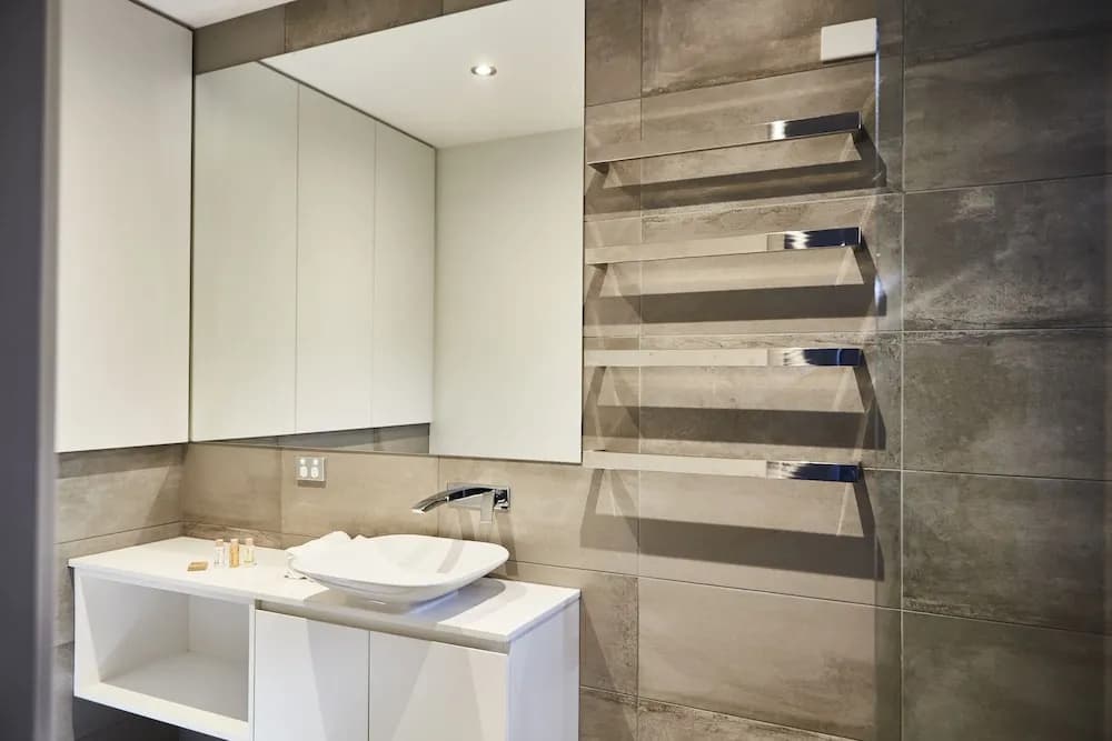3 Level Architecturally Designed House - photo 7