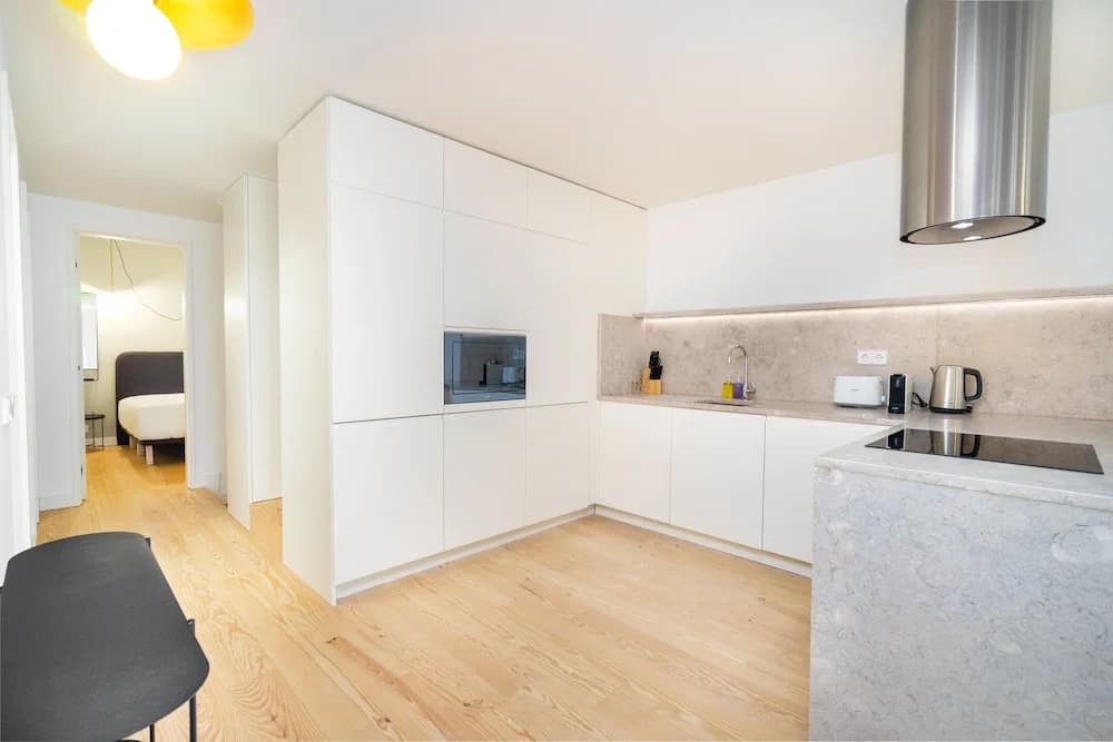 LS48 Prime Location Luxury Duplex - photo 10