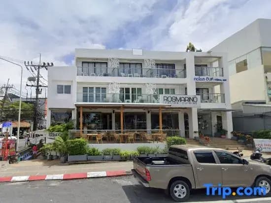 Fishtail Hostel Phuket - photo 1