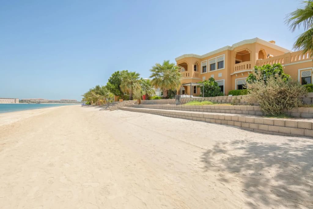Prvt Pool Beach in Luxury Palm Jumeirah Villa - photo 20