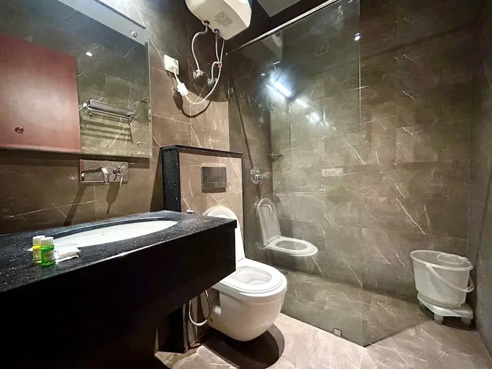 Z Suites Hotel Mahipalpur IGI Airport - photo 10
