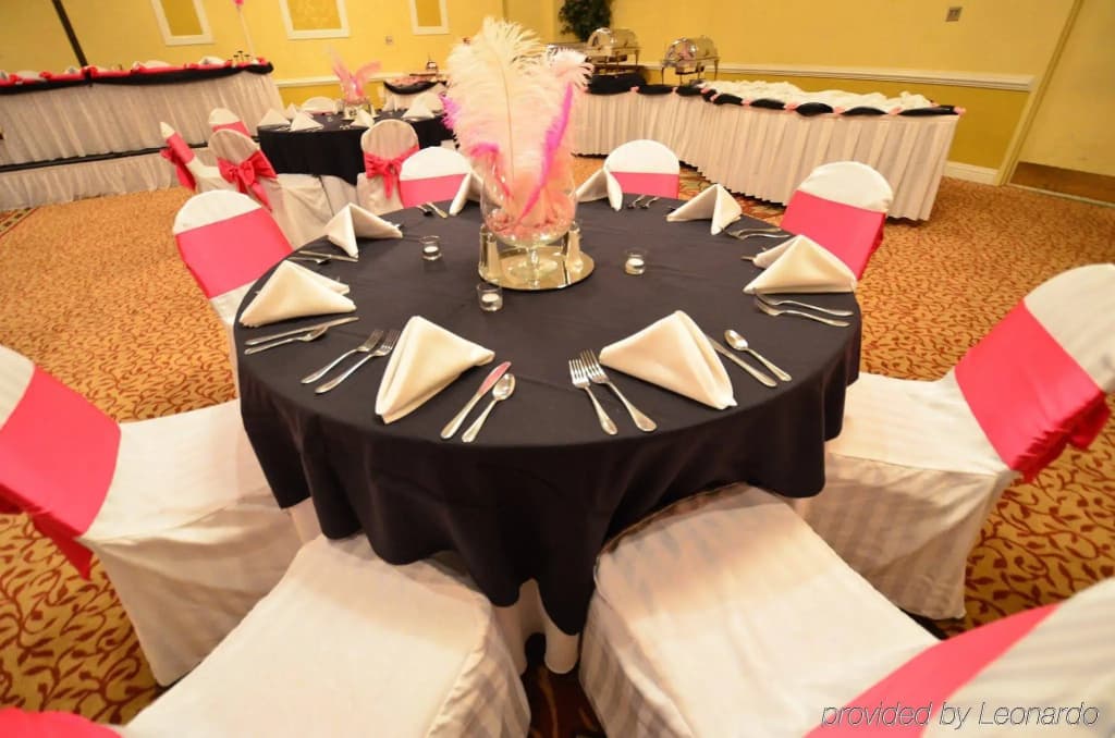 Holiday Inn Orlando East - UCF Area by IHG - photo 20