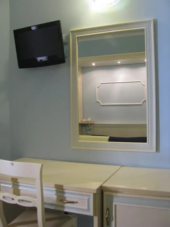 Tiffany Roma Suite - photo 1