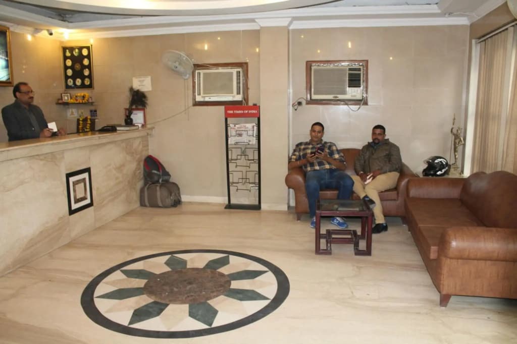 Hotel Singh Continental - photo 2