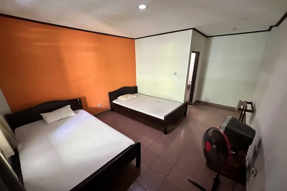 Hotel Warta Sari - photo 2