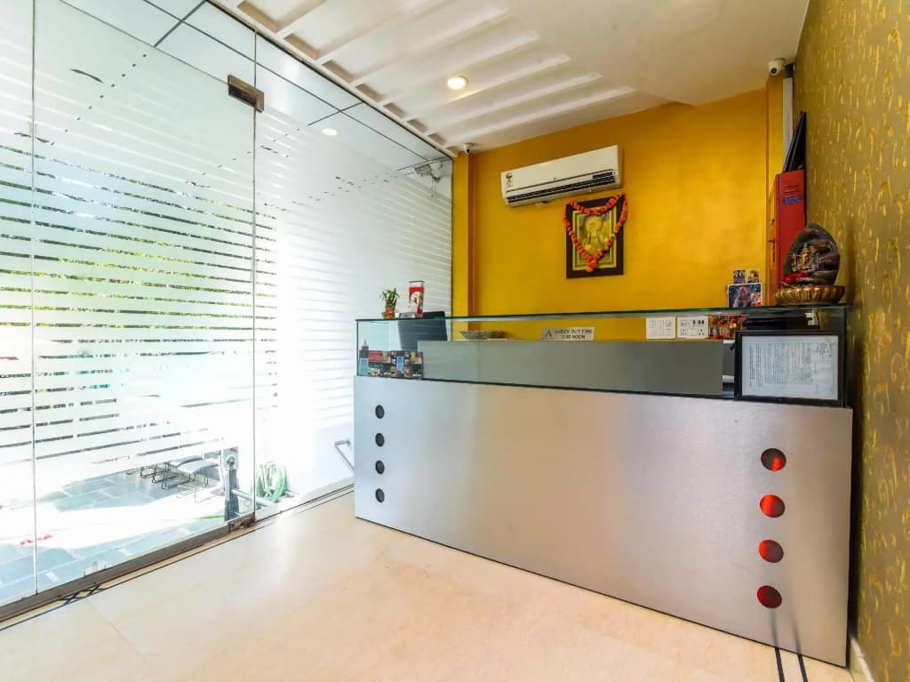 Oyo Rooms Lajpat Nagar Market - photo 11