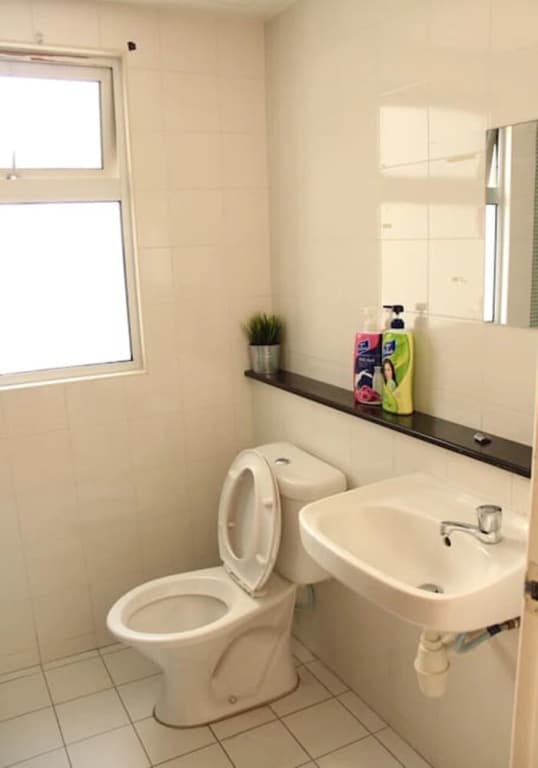 Tamarind Condo by SYNC - photo 7