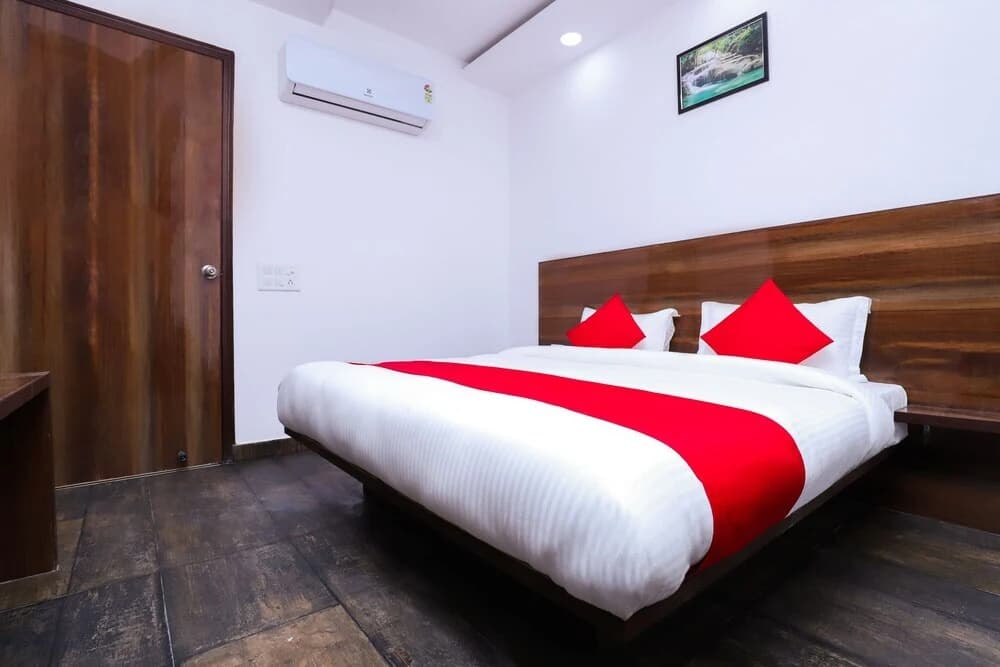 Kavya Residency by OYO Rooms - photo 5