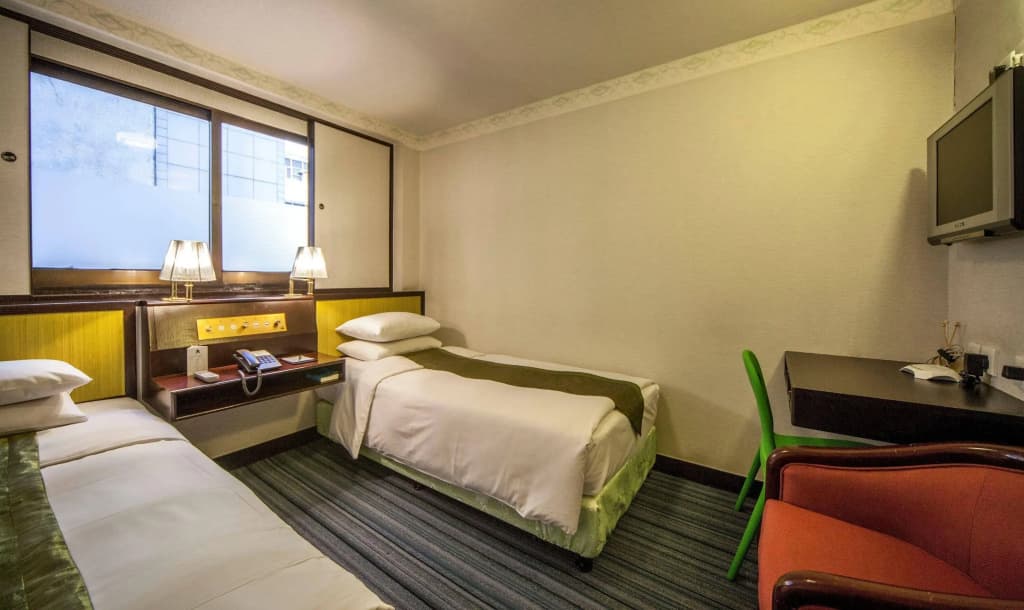 Evergreen Hotel - photo 2