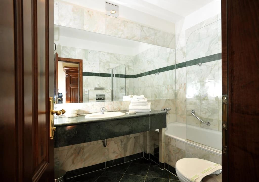 Grand Hotel Praha - photo 26