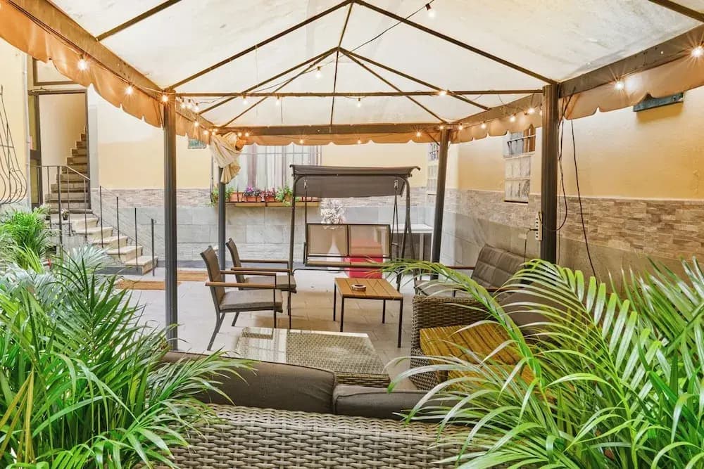 El Roy Garden Rooms - photo 11