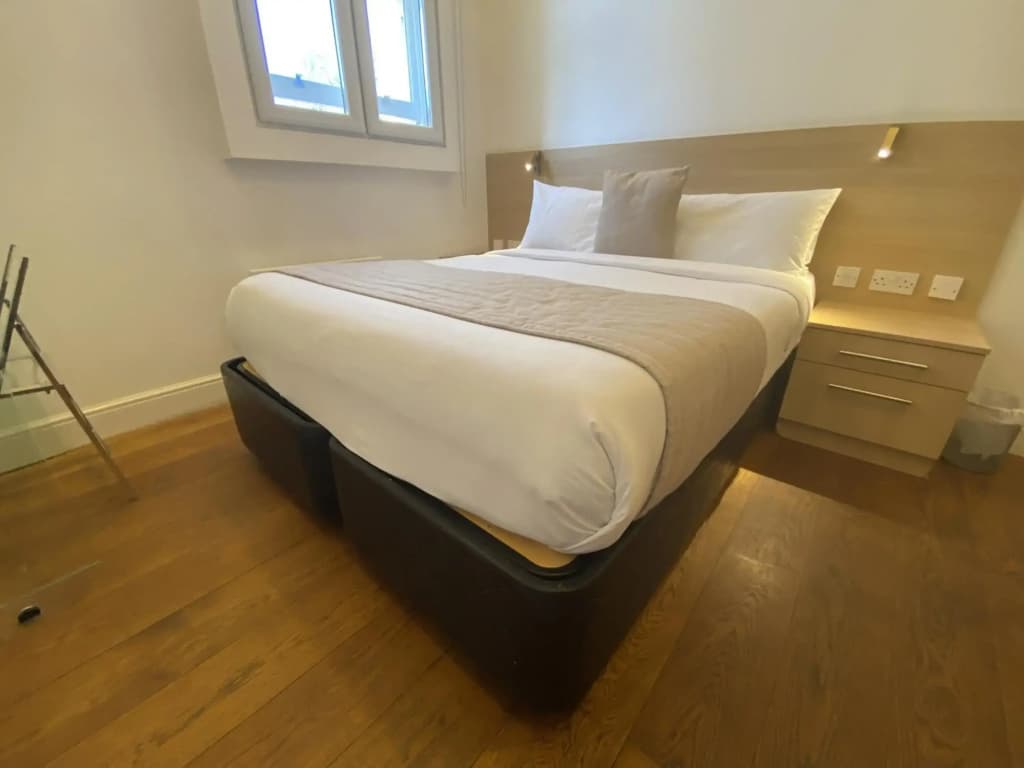 NOX Kensington Hotel - photo 4